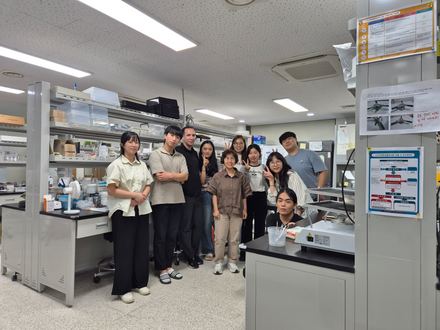 Jane’s visit to the lab.