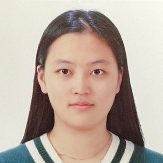 Portrait of Ji Won Choi.